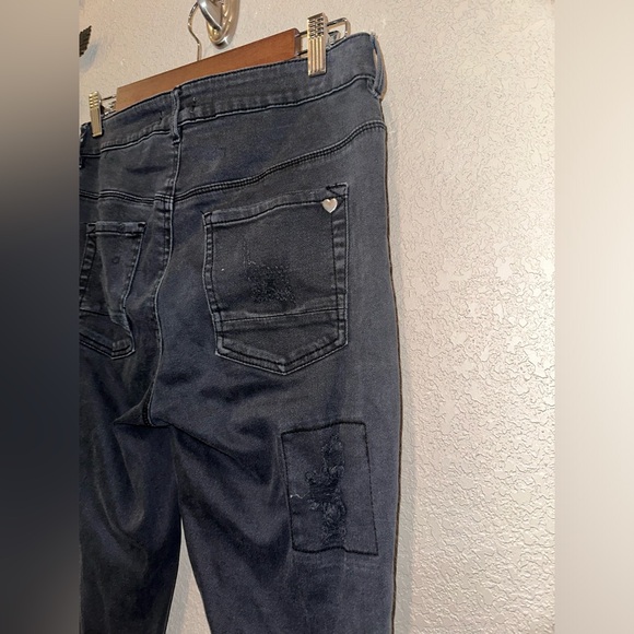 Kendall + Kylie Black Distressed Retro Jeans Ripped Skinny Mid Rise Size 9 - Picture 7 of 11